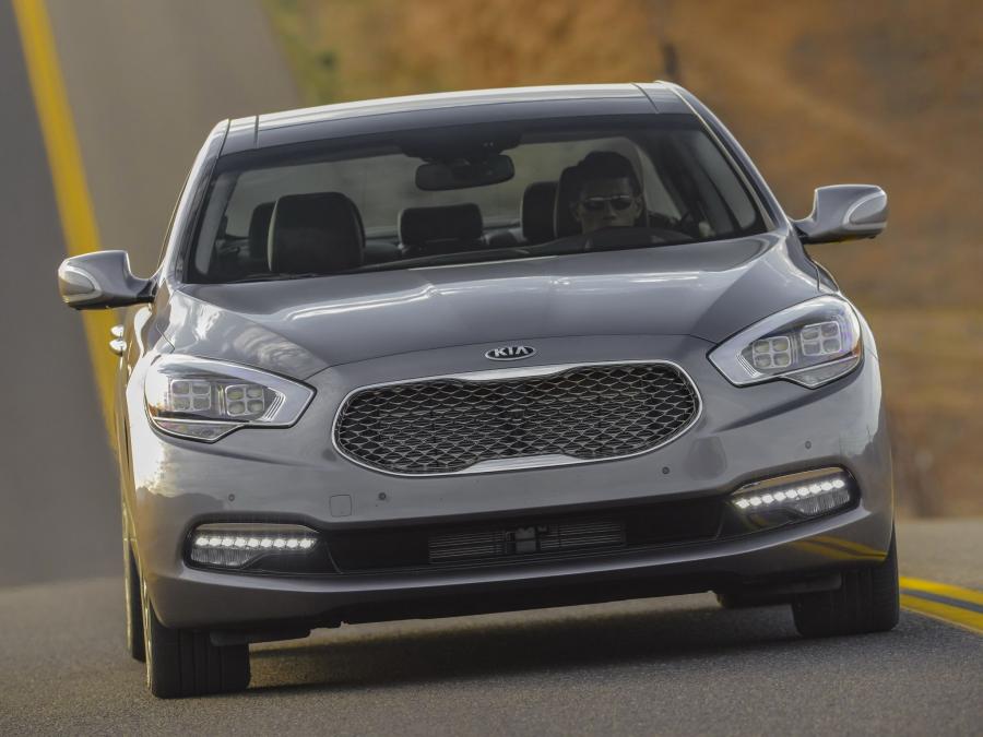  Kia K900 2014 года  (фото 21 из 30)